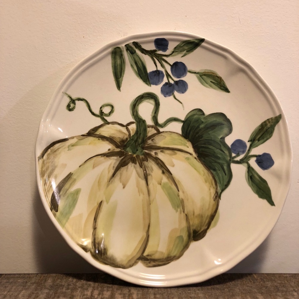 Maxcera pumpkin dish